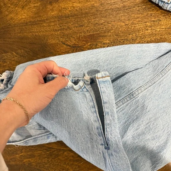 Abercrombie & Fitch Curve Love Ultra High Rise 90s Straight Jean - Picture 8 of 9